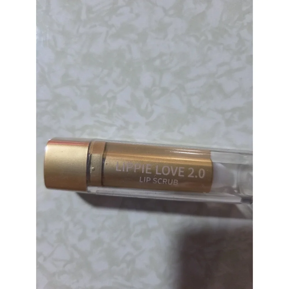 Manna Kadar Lippie Love 2.0 Lip Scrub Full Size Clear Solid Stick New Sealed